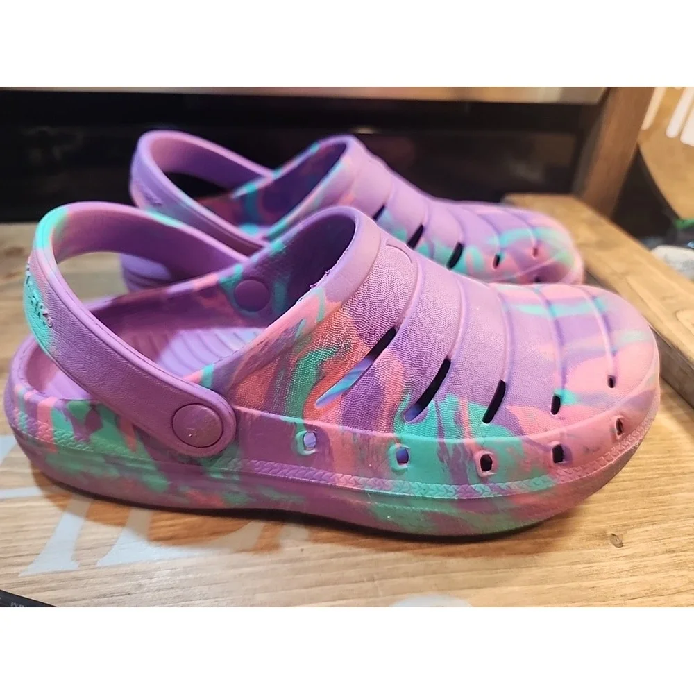 Rugged Shark Kid Size‎ 2  Purple/Pink/Teal Clog